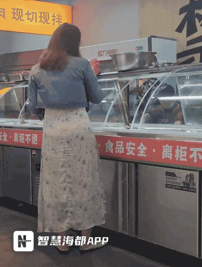 DƬ